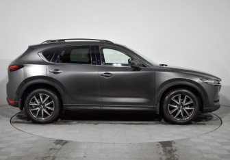 Подержанный автомобиль Mazda CX-5 2019 года (4 фото)