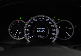 Подержанный автомобиль Honda Accord Sedan 2013 года (20 фото)