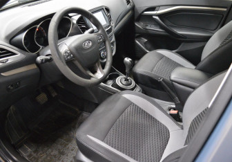 Подержанный автомобиль LADA (ВАЗ) Vesta Sedan 2017 года (10 фото)