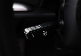 Подержанный автомобиль Audi A3 Hatchback 2017 года (12 фото)