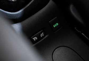 Подержанный автомобиль Renault Kaptur 2017 года (17 фото)