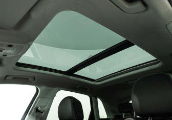 Подержанный автомобиль Audi Q3 2020 года (15 фото)