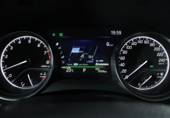 Подержанный автомобиль Toyota Camry Sedan 2021 года (21 фото)