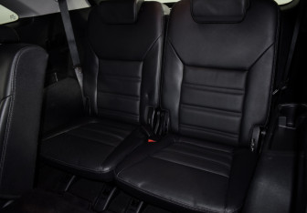 Подержанный автомобиль Kia Sorento 2016 года (12 фото)