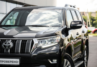Подержанный автомобиль Toyota Land Cruiser Prado 2018 года (2 фото)