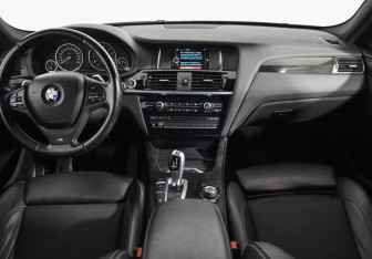 Подержанный автомобиль BMW X4 2015 года (14 фото)