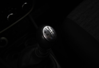 Подержанный автомобиль Renault Duster 2014 года (14 фото)