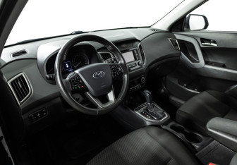 Подержанный автомобиль Hyundai Creta 2021 года (11 фото)