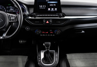 Подержанный автомобиль Kia Cerato Sedan 2020 года (14 фото)