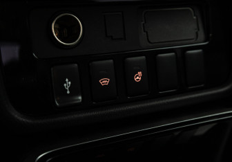 Подержанный автомобиль Mitsubishi Outlander 2019 года (15 фото)