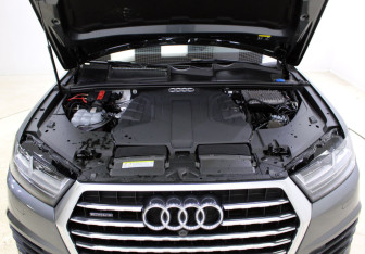 Подержанный автомобиль Audi Q7 2018 года (11 фото)