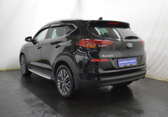 Подержанный автомобиль Hyundai Tucson 2018 года (7 фото)