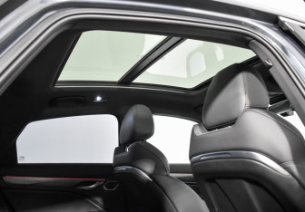 Подержанный автомобиль Geely Tugella 2022 года (20 фото)