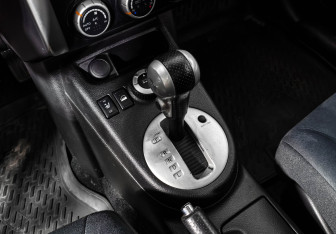 Подержанный автомобиль Nissan X-Trail 2012 года (11 фото)