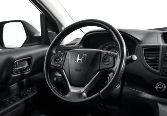 Подержанный автомобиль Honda CR-V 2013 года (15 фото)