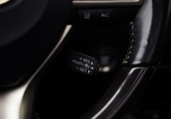 Подержанный автомобиль Lexus RX 2021 года (25 фото)