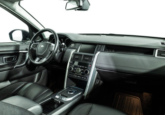 Подержанный автомобиль Land Rover Discovery Sport 2017 года (9 фото)