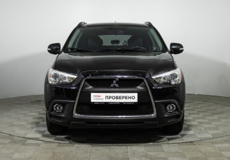 Подержанный автомобиль Mitsubishi ASX 2010 года (2 фото)