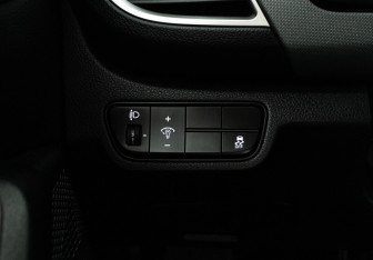 Подержанный автомобиль Kia Seltos 2021 года (23 фото)