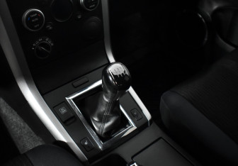 Подержанный автомобиль Suzuki Grand Vitara 2013 года (11 фото)