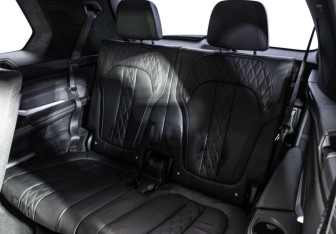 Подержанный автомобиль BMW X7 2019 года (22 фото)