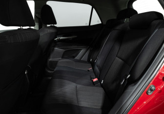 Подержанный автомобиль Toyota Auris Hatchback 2009 года (10 фото)