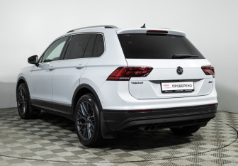 Подержанный автомобиль Volkswagen Tiguan 2018 года (7 фото)