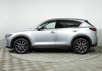 Подержанный автомобиль Mazda CX-5 2018 года (8 фото)