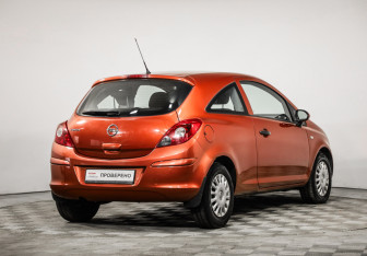 Подержанный автомобиль Opel Corsa 2013 года (5 фото)