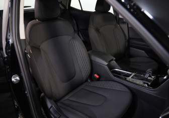 Подержанный автомобиль Hyundai Creta 2021 года (25 фото)