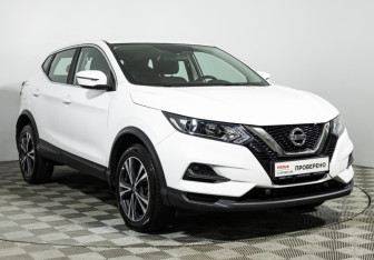 Подержанный автомобиль Nissan Qashqai 2022 года (3 фото)