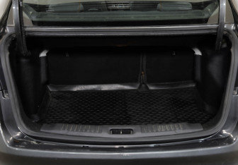 Подержанный автомобиль Ford Fiesta Sedan 2016 года (27 фото)