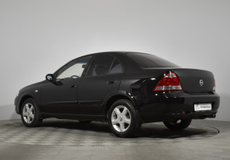 Подержанный автомобиль Nissan Almera Classic 2006 года (7 фото)