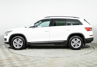 Подержанный автомобиль Skoda Kodiaq 2021 года (8 фото)