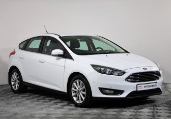 Подержанный автомобиль Ford Focus Hatchback 2019 года (3 фото)
