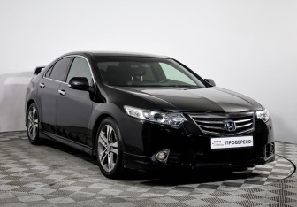 Подержанный автомобиль Honda Accord Sedan 2011 года (7 фото)