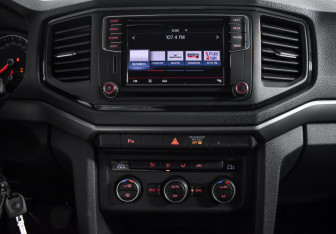Подержанный автомобиль Volkswagen Amarok 2016 года (16 фото)