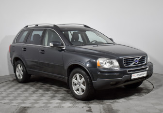 Подержанный автомобиль Volvo XC90 2010 года (3 фото)