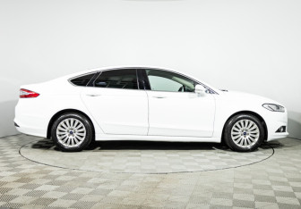 Подержанный автомобиль Ford Mondeo Sedan 2016 года (4 фото)