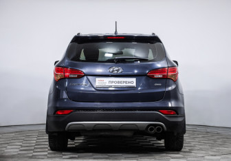 Подержанный автомобиль Hyundai Santa Fe 2013 года (6 фото)
