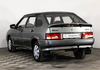 Подержанный автомобиль LADA (ВАЗ) 2114 2006 года (7 фото)