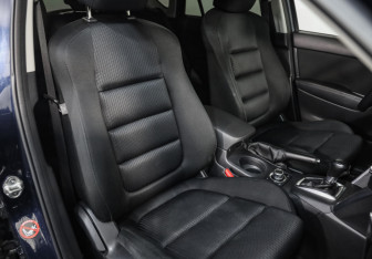 Подержанный автомобиль Mazda CX-5 2014 года (21 фото)