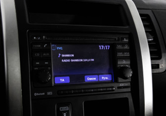 Подержанный автомобиль Nissan X-Trail 2013 года (15 фото)