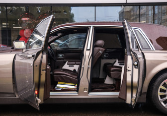 Подержанный автомобиль Rolls-Royce Phantom Sedan 2008 года (17 фото)