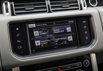 Подержанный автомобиль Land Rover Range Rover 2016 года (18 фото)