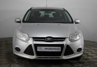 Подержанный автомобиль Ford Focus Wagon 2012 года (2 фото)