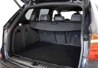 Подержанный автомобиль BMW X3 2015 года (21 фото)
