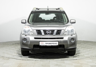 Подержанный автомобиль Nissan X-Trail 2008 года (2 фото)
