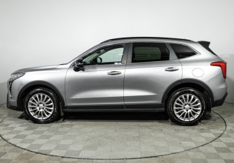 Подержанный автомобиль Haval Jolion 2024 года (8 фото)