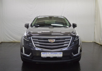 Подержанный автомобиль Cadillac XT5 2016 года (2 фото)